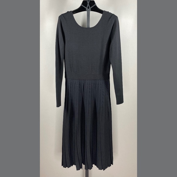 NEW Tory Burch Dress Womens Small black Florence fit flare knit designer classic - Picture 1 of 12
